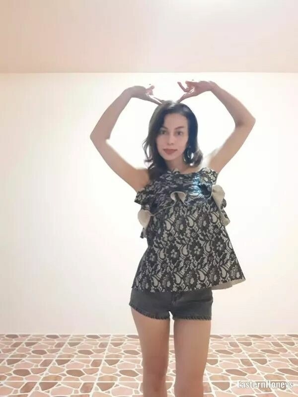 Jiraporn Profile image 1