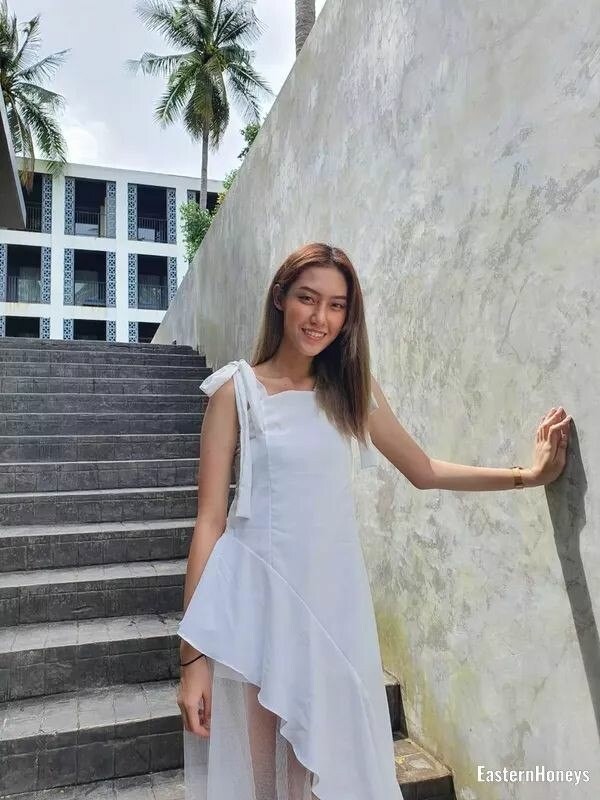 Sina Profile image 3