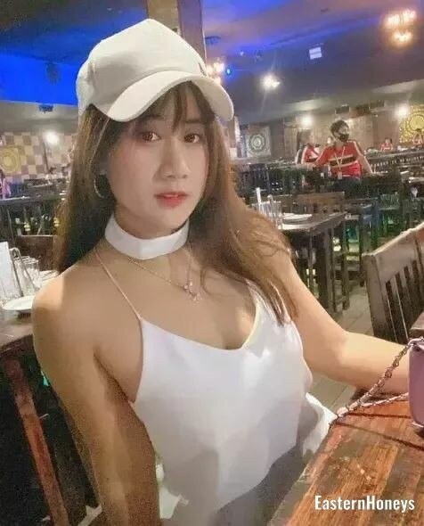 Reeporn Profile image 3