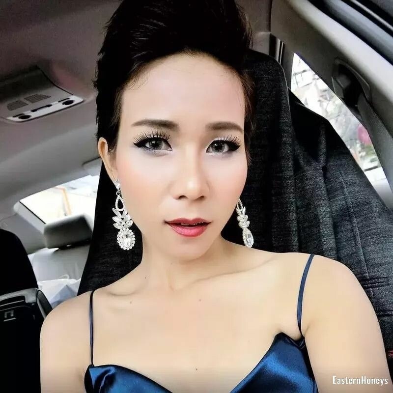 Parichat Profile image 3