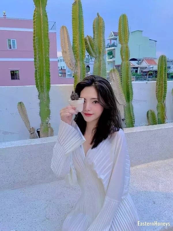 Yoona Profile image 1