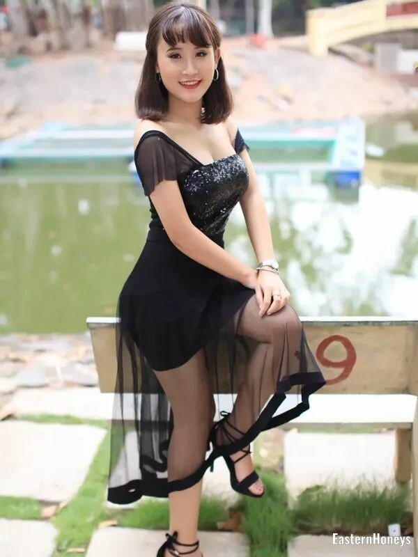 Akane Profile image 2