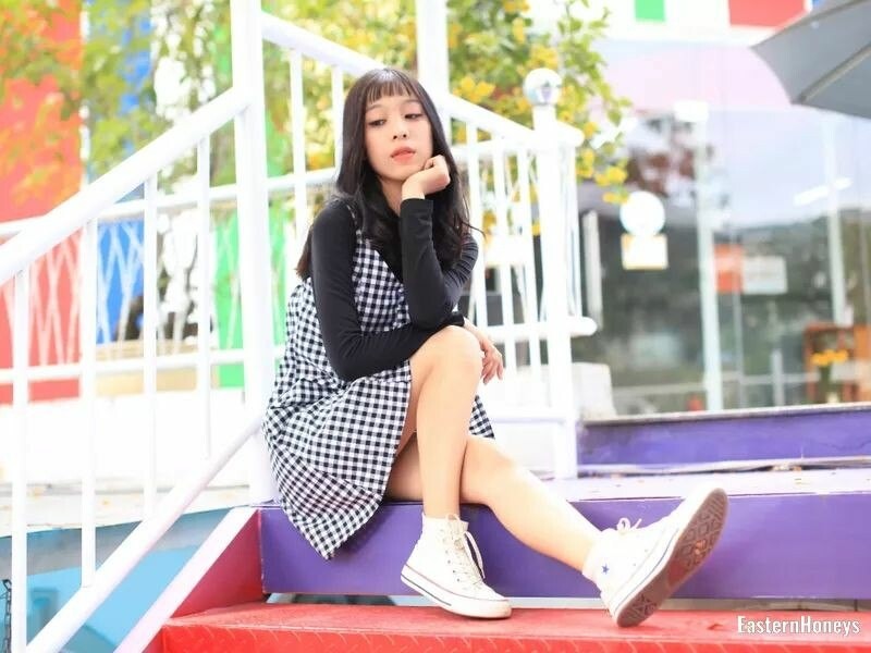 Hitomi Profile image 1