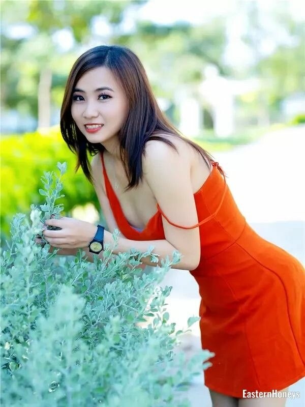 Nora Profile image 1
