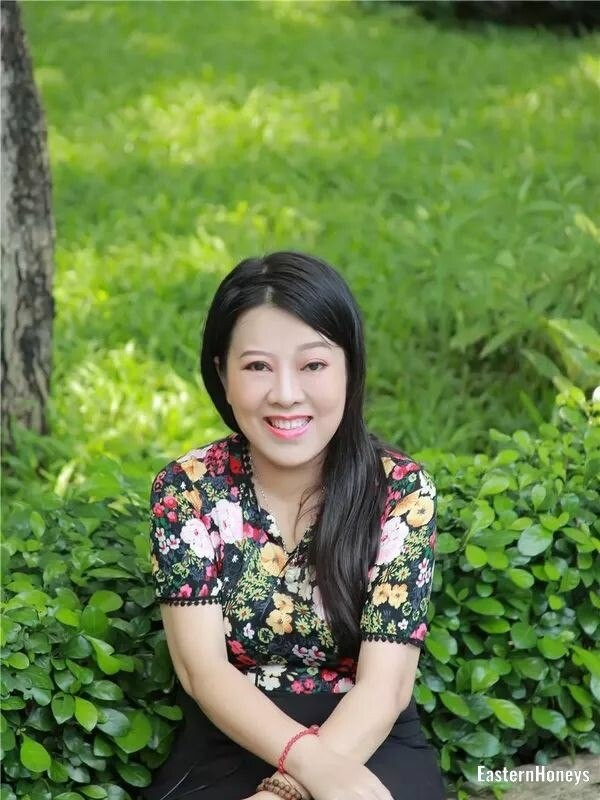Hellen Profile image 3