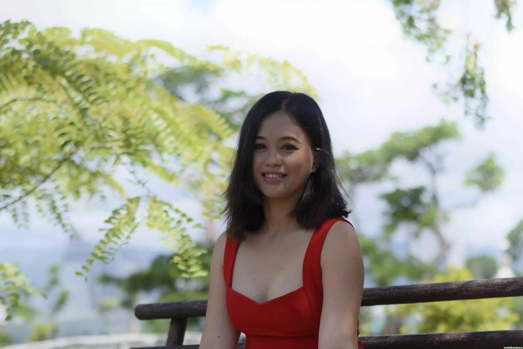 Elina Profile image 5