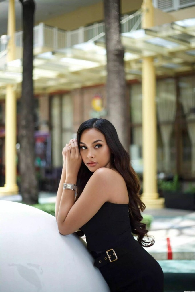 Gina Profile image 3
