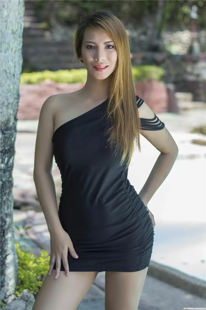 Angela Profile image 6