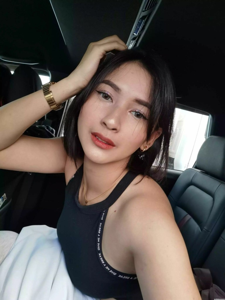 Nadja Profile image 1