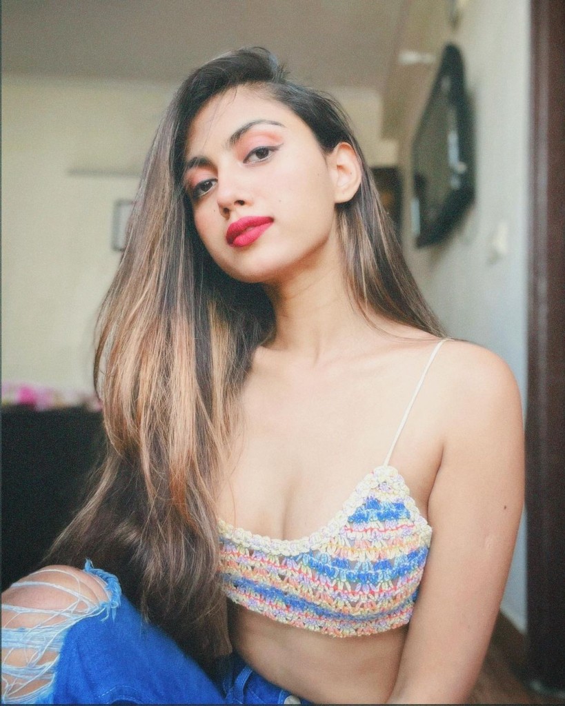Riya Profile image 4